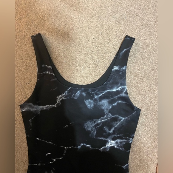 Express body contour Marble Print Scoop Neck Mini Sheath Dress Size Small - Picture 7 of 12